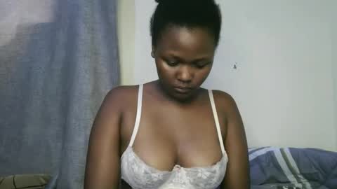 pretty_shanz online show from 16, 10, 2025