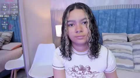 Snapshot of pretty_sunlight_ chatting on 6, 2, 2026 Daisy Flower online show from 6, 2, 2026