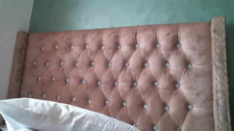 zii online show from 8, 4, 2026