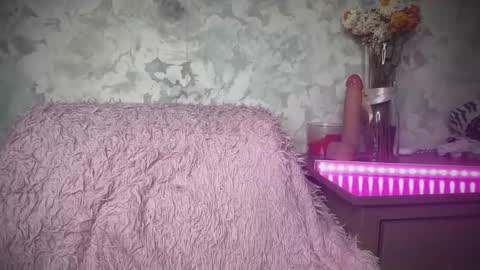 Snapshot of prettyaliceee chatting on 22, 10, 2025 Alice online show from 22, 10, 2025