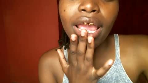 Snapshot of prettybabe02 chatting on 23, 1, 2025 SaraCattra online show from 23, 1, 2025