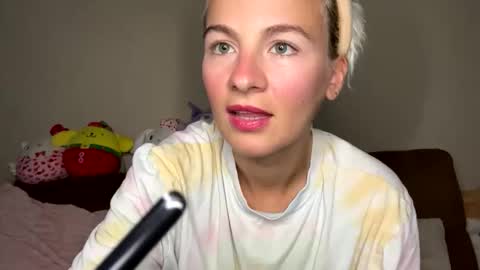 Snapshot of prettybabypetite chatting on 3, 11, 2025 Missy Jack online show from 3, 11, 2025