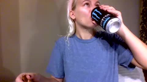 Snapshot of prettybabypetite chatting on 5, 12, 2025 Missy Jack online show from 5, 12, 2025