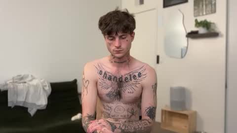 pretty boy online show from 30, 4, 2026
