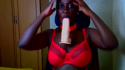 prettycandy0 online show from 6, 4, 2026