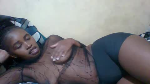 prettycarl_2 online show from 17, 1, 2025