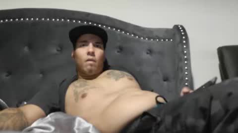 Snapshot of prettydaddyik6992 chatting on 9, 4, 2026 DADDYDICRICO6969 online show from 9, 4, 2026