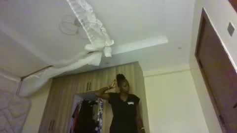 Snapshot of prettydulce chatting on 19, 7, 2026 prettydulce online show from 19, 7, 2026