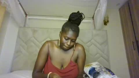 Snapshot of prettydulce chatting on 2, 8, 2026 prettydulce online show from 2, 8, 2026