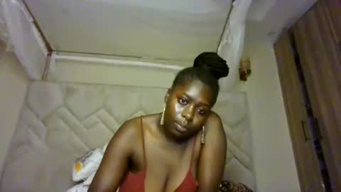Snapshot of prettydulce chatting on 3, 8, 2026 prettydulce online show from 3, 8, 2026
