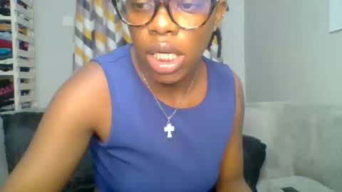 Snapshot of prettyela chatting on 19, 2, 2026 PrettyEla online show from 19, 2, 2026