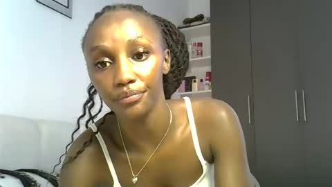 Snapshot of prettygee21 chatting on 9, 1, 2026 Pretty darkskin doll online show from 9, 1, 2026