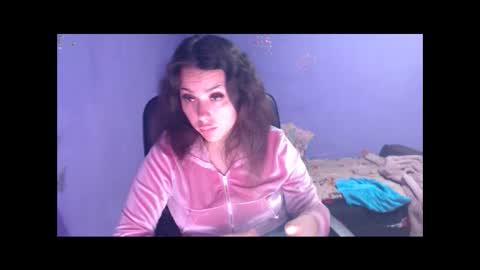 prettyjulliette online show from 11, 1, 2025