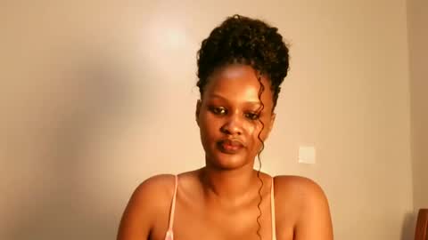Snapshot of prettykeilaa chatting on 17, 6, 2026 prettykeilaa online show from 17, 6, 2026