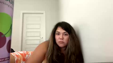 prettylatinamomma01 online show from 11, 10, 2025