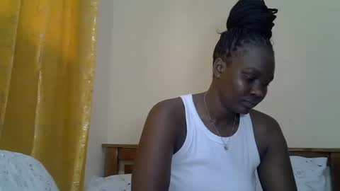 Snapshot of prettyliz30 chatting on 19, 6, 2026 LILIAN online show from 19, 6, 2026
