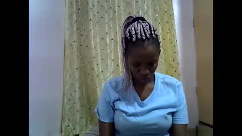 Snapshot of prettynana2 chatting on 7, 6, 2026 nana online show from 7, 6, 2026