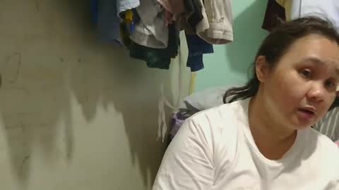 Snapshot of prettynhing chatting on 5, 1, 2025 Nhing online show from 5, 1, 2025