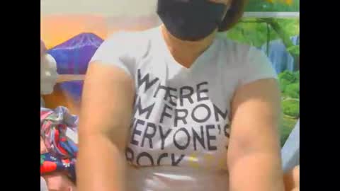 Snapshot of prettynhing chatting on 2, 11, 2025 Nhing online show from 2, 11, 2025