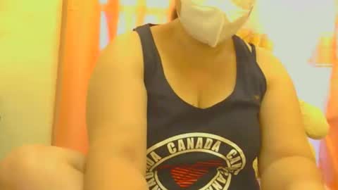 Snapshot of prettynhing chatting on 23, 11, 2025 Nhing online show from 23, 11, 2025