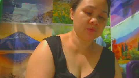 Snapshot of prettynhing chatting on 26, 11, 2025 Nhing online show from 26, 11, 2025