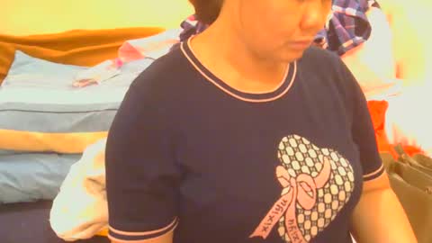Snapshot of prettynhing chatting on 13, 5, 2026 Nhing online show from 13, 5, 2026