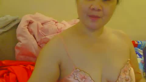Snapshot of prettynhing chatting on 5, 6, 2026 Nhing online show from 5, 6, 2026