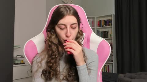 Sophie  next stream will be at Monday  i will wait you guys  online show from 1, 6, 2026