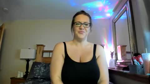 prettystarmn online show from 23, 4, 2026