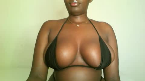 prettyvishy online show from 28, 3, 2026