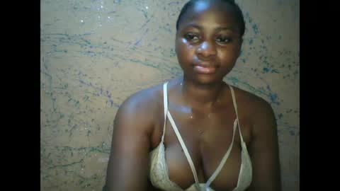 Snapshot of prettyxxpac chatting on 19, 4, 2026 prettyxxpac online show from 19, 4, 2026