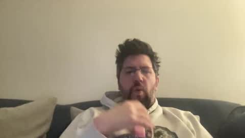 Snapshot of previewh chatting on 11, 4, 2026 PreviewH online show from 11, 4, 2026