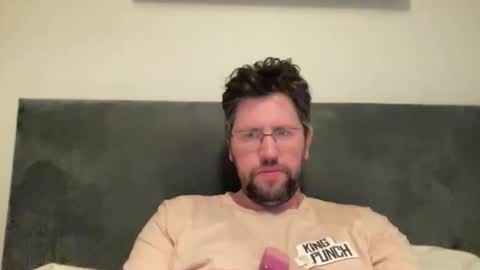 Snapshot of previewh chatting on 30, 4, 2026 PreviewH online show from 30, 4, 2026