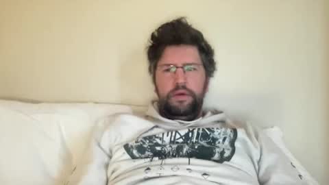 Snapshot of previewh chatting on 17, 5, 2026 PreviewH online show from 17, 5, 2026