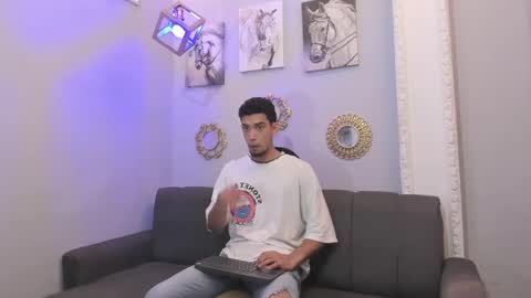 prince_arthur77 online show from 6, 3, 2025