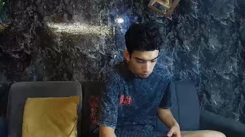 prince_arthur77 online show from 6, 1, 2026