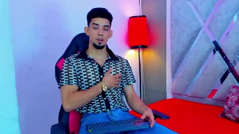 prince_arthur77 online show from 31, 3, 2026