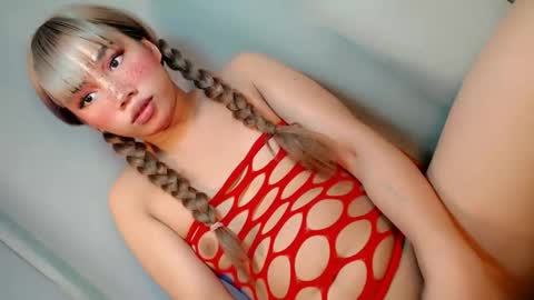 STELLA MAE online show from 22, 4, 2026