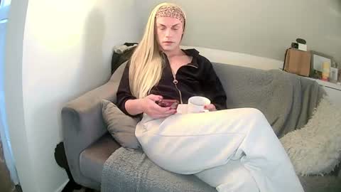 Snapshot of princesscaseygrey chatting on 10, 6, 2026 KCGREY online show from 10, 6, 2026