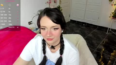 Snapshot of princessfoxyx chatting on 20, 12, 2024 Princess Foxy online show from 20, 12, 2024