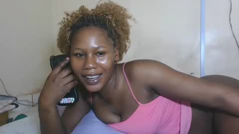 Snapshot of princesssweetass2 chatting on 2, 10, 2025 FENNY online show from 2, 10, 2025