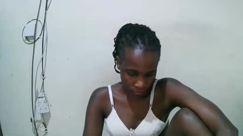 Snapshot of pritty_amber chatting on 13, 5, 2026 pritty_amber online show from 13, 5, 2026