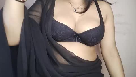 priyu_ online show from 8, 11, 2025