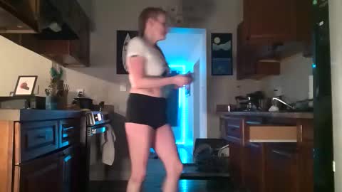 Properfuct online show from 15, 4, 2026