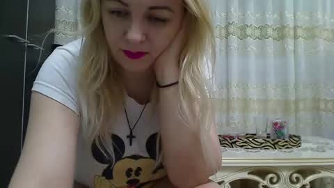 Snapshot of pryncess_sweety chatting on 8, 12, 2024 Pryncess sweety online show from 8, 12, 2024