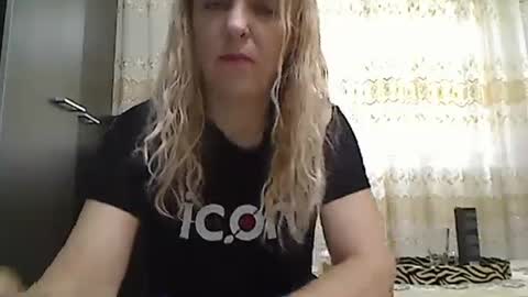 Snapshot of pryncess_sweety chatting on 24, 10, 2025 Pryncess sweety online show from 24, 10, 2025