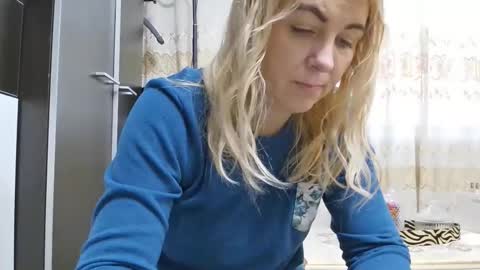 Snapshot of pryncess_sweety chatting on 4, 12, 2025 Pryncess sweety online show from 4, 12, 2025