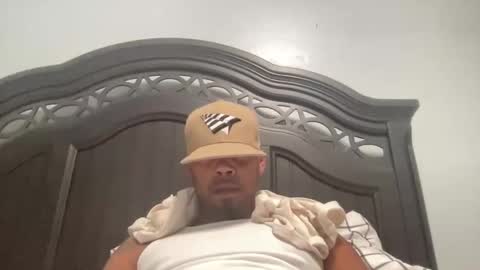 Snapshot of puffindro chatting on 27, 10, 2025 PuffinDro online show from 27, 10, 2025