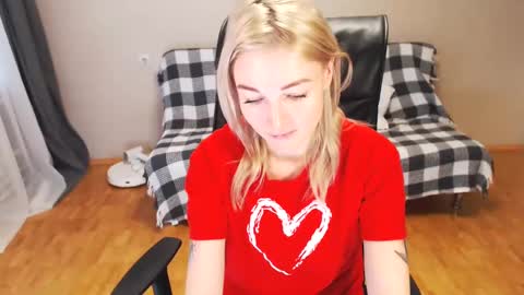 Polly online show from 19, 1, 2025