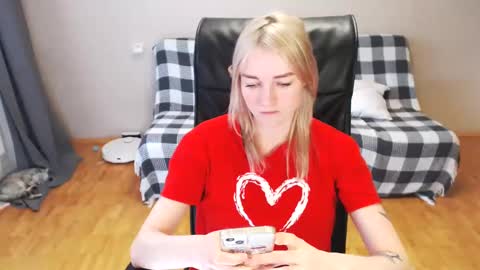 Polly online show from 11, 3, 2025